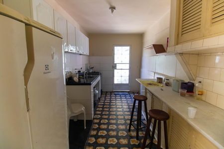 Casa para alugar com 650m², 8 quartos e 1 vaga Casa para alugar com 650m², 8 quartos e 1 vagaCozinha