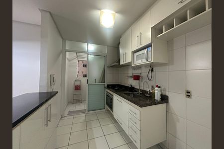 Apartamento para alugar com 69m², 2 quartos e 1 vaga Apartamento para alugar com 69m², 2 quartos e 1 vagaCozinha
