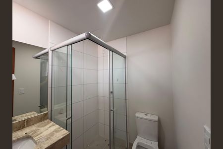 Apartamento à venda com 75m², 2 quartos e 1 vaga Apartamento à venda com 75m², 2 quartos e 1 vagaBanheiro da Suíte 1