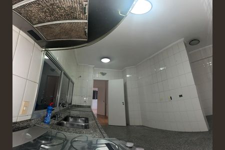 cozinha de apartamento para alugar com 3 quartos, 169m² em Vila Suzana, São Paulo