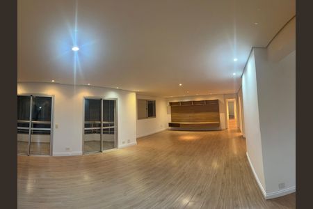 Sala de apartamento à venda com 3 quartos, 169m² em Vila Suzana, São Paulo