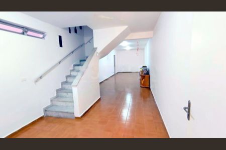 Casa à venda com 3 quartos, 180m² em Vila Alexandria, São Paulo