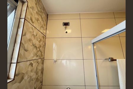 Apartamento à venda com 78m², 2 quartos e sem vaga Apartamento à venda com 78m², 2 quartos e sem vagaBanheiro