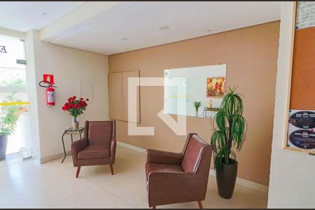 Apartamento à venda com 78m², 2 quartos e sem vaga Apartamento à venda com 78m², 2 quartos e sem vagaHall