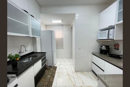 Apartamento à venda com 78m², 2 quartos e sem vaga Apartamento à venda com 78m², 2 quartos e sem vagaCozinha