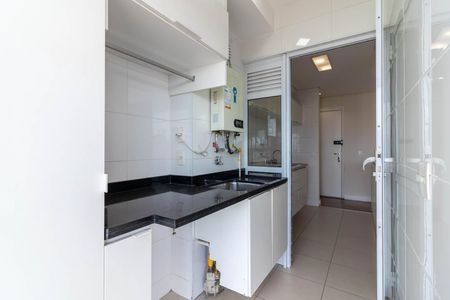 Apartamento para alugar com 67m², 2 quartos e 1 vagaÁrea de Serviço