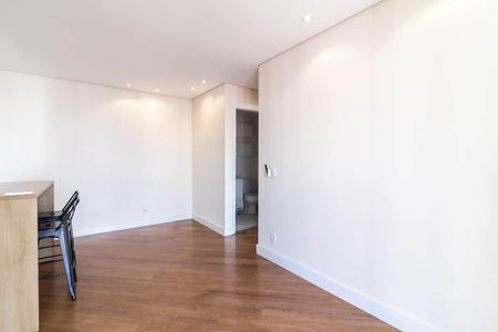 Apartamento para alugar com 67m², 2 quartos e 1 vagaSala