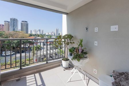 Apartamento à venda com 66m², 2 quartos e 2 vagas Apartamento à venda com 66m², 2 quartos e 2 vagasVaranda