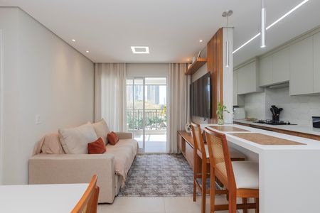 Sala de apartamento à venda com 2 quartos, 66m² em Santo Amaro, São Paulo