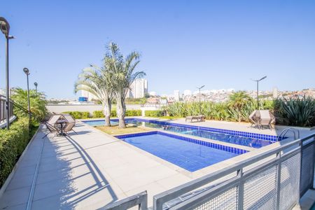 Apartamento para alugar com 49m², 2 quartos e 1 vaga Apartamento para alugar com 49m², 2 quartos e 1 vagaÁrea comum - Piscina