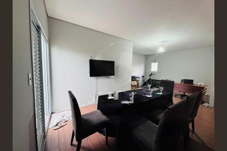 Casa à venda com 3 quartos, 165m² em Jardim Lallo, São Paulo