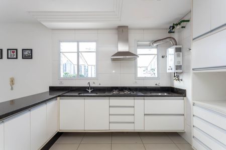 Apartamento para alugar com 22m², 1 quarto e 2 vagas Apartamento para alugar com 22m², 1 quarto e 2 vagasCozinha e Área de Serviço