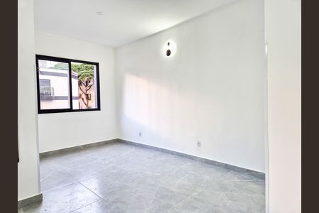 Apartamento para alugar com 34m², 1 quarto e sem vaga