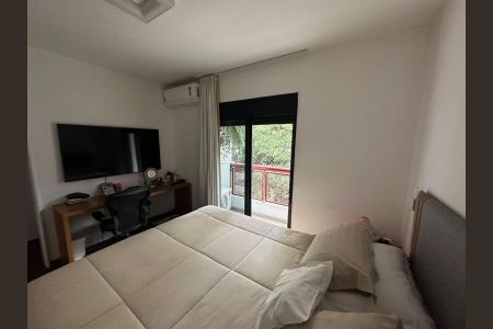 Apartamento à venda com 130m², 3 quartos e 2 vagas Apartamento à venda com 130m², 3 quartos e 2 vagasQuarto 2