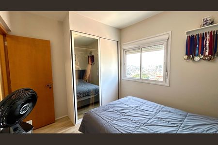 Apartamento à venda com 107m², 3 quartos e 3 vagas Apartamento à venda com 107m², 3 quartos e 3 vagasQuarto Suíte 2