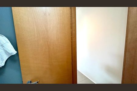 Apartamento à venda com 107m², 3 quartos e 3 vagas Apartamento à venda com 107m², 3 quartos e 3 vagasLavabo