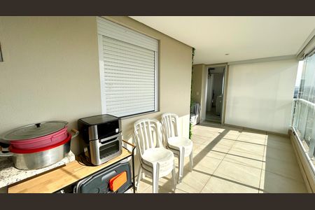 Apartamento à venda com 107m², 3 quartos e 3 vagas Apartamento à venda com 107m², 3 quartos e 3 vagasVaranda da Sala
