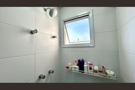Apartamento à venda com 107m², 3 quartos e 3 vagas Apartamento à venda com 107m², 3 quartos e 3 vagasBanheiro da Suíte 1