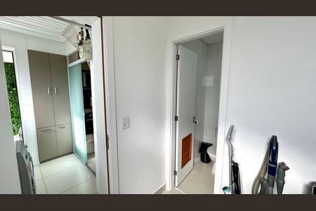 Apartamento à venda com 107m², 3 quartos e 3 vagas Apartamento à venda com 107m², 3 quartos e 3 vagasDespensa