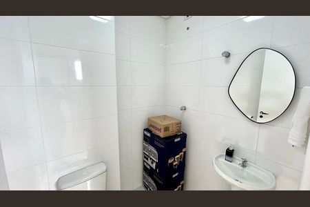 Apartamento à venda com 107m², 3 quartos e 3 vagas Apartamento à venda com 107m², 3 quartos e 3 vagasBanheiro 1