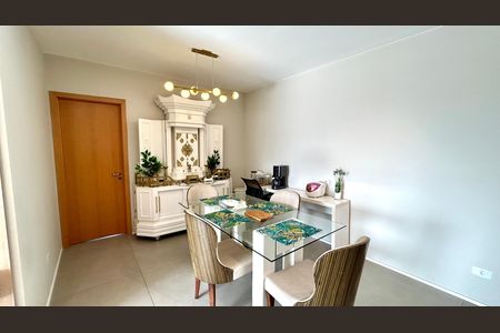Apartamento à venda com 107m², 3 quartos e 3 vagas Apartamento à venda com 107m², 3 quartos e 3 vagasSala