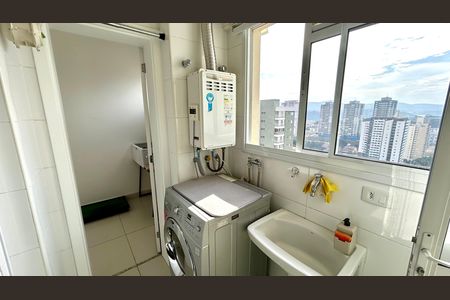 Apartamento à venda com 107m², 3 quartos e 3 vagas Apartamento à venda com 107m², 3 quartos e 3 vagasÁrea de Serviço