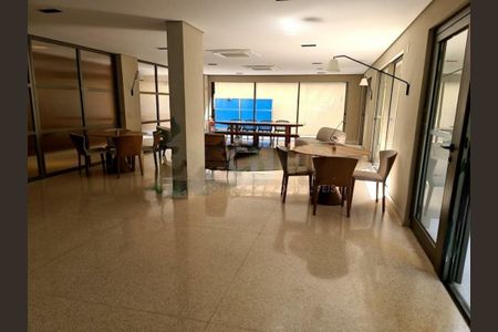 Apartamento à venda com 2 quartos, 206m² em Vila Madalena, São Paulo