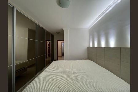 Apartamento à venda com 140m², 4 quartos e 2 vagas