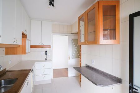 Apartamento à venda com 98m², 3 quartos e 2 vagasCozinha