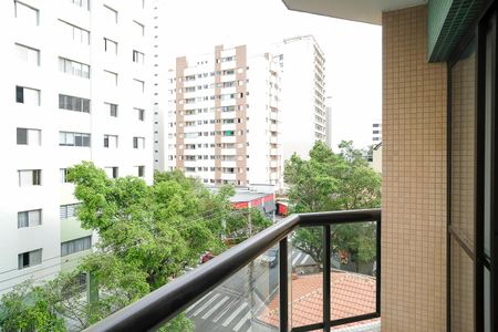 Apartamento à venda com 98m², 3 quartos e 2 vagasVaranda