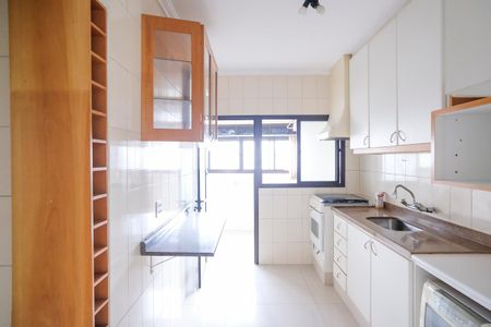 Apartamento à venda com 98m², 3 quartos e 2 vagasCozinha