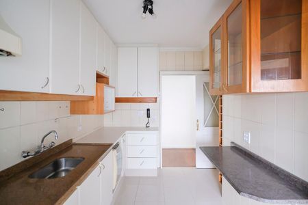 Apartamento à venda com 98m², 3 quartos e 2 vagasCozinha