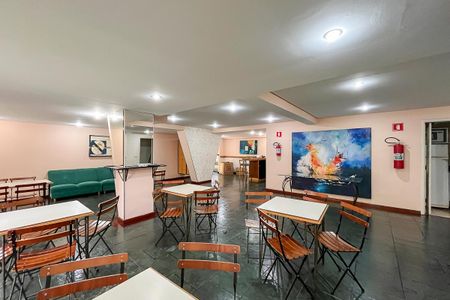 Apartamento à venda com 98m², 3 quartos e 2 vagasSalão de festas