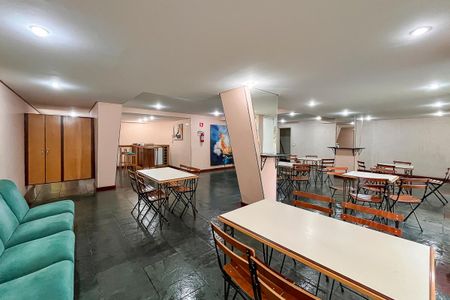Apartamento à venda com 98m², 3 quartos e 2 vagasSalão de festas
