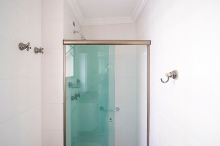 Apartamento à venda com 98m², 3 quartos e 2 vagasBanheiro da suíte