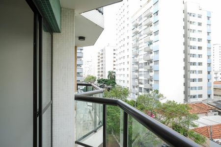 Apartamento à venda com 98m², 3 quartos e 2 vagasVaranda