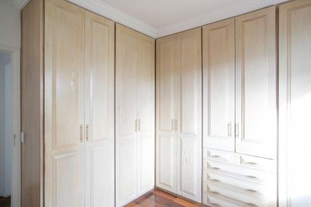 Apartamento à venda com 98m², 3 quartos e 2 vagasQuarto