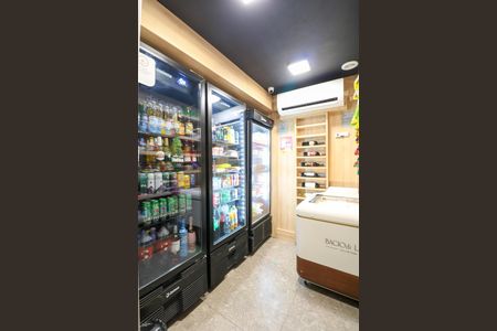 Área comum de kitnet/studio para alugar com 1 quarto, 27m² em Santo Amaro, São Paulo