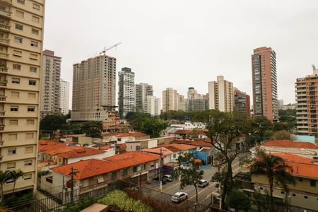 Varanda de kitnet/studio para alugar com 1 quarto, 27m² em Santo Amaro, São Paulo
