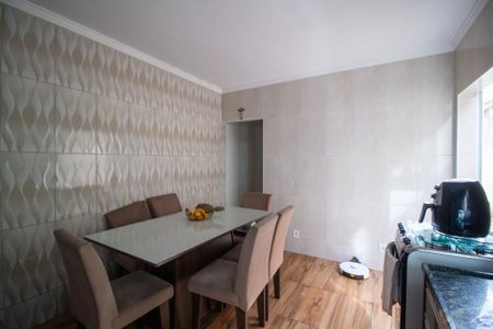 Casa para alugar com 162m², 5 quartos e 2 vagas Casa para alugar com 162m², 5 quartos e 2 vagasCozinha