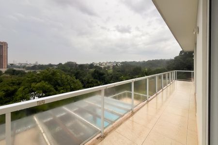 Casa de condomínio à venda com 710m², 6 quartos e 5 vagas Casa de condomínio à venda com 710m², 6 quartos e 5 vagasVista da Suíte 3