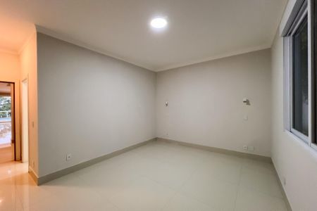 Casa de condomínio à venda com 710m², 6 quartos e 5 vagas Casa de condomínio à venda com 710m², 6 quartos e 5 vagasSuíte terrea