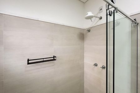 Casa de condomínio à venda com 710m², 6 quartos e 5 vagas Casa de condomínio à venda com 710m², 6 quartos e 5 vagasBanheiro da Suíte 4