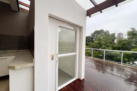 Casa de condomínio à venda com 710m², 6 quartos e 5 vagas Casa de condomínio à venda com 710m², 6 quartos e 5 vagasElevador
