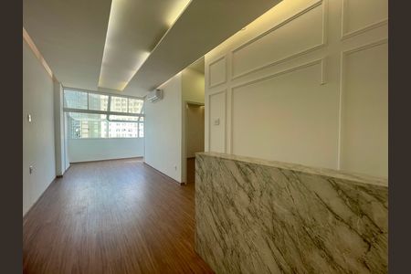 Studio à venda com 48m², 1 quarto e sem vaga