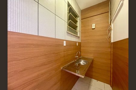 Studio à venda com 48m², 1 quarto e sem vaga Studio à venda com 48m², 1 quarto e sem vagaAquecedor