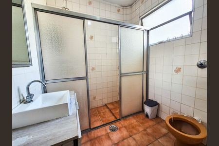 Banheiro de apartamento à venda com 2 quartos, 55m² em Campos Elíseos, São Paulo