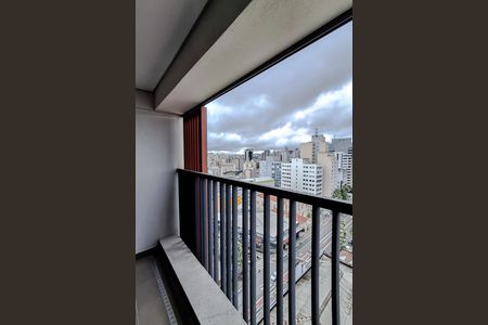 Studio para alugar com 24m², 1 quarto e sem vaga Studio para alugar com 24m², 1 quarto e sem vagaVaranda