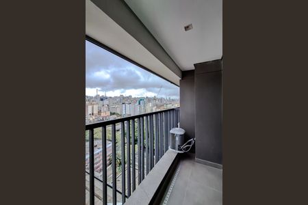 Studio para alugar com 24m², 1 quarto e sem vaga Studio para alugar com 24m², 1 quarto e sem vagaVaranda