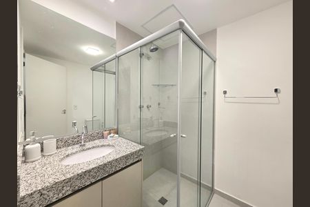 Studio para alugar com 30m², 1 quarto e sem vaga Studio para alugar com 30m², 1 quarto e sem vagaBanheiro